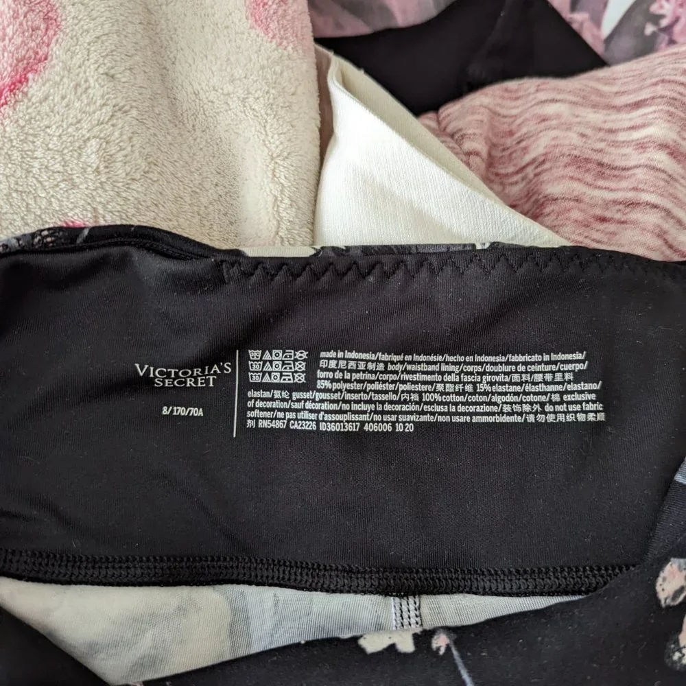 Victoria Secret high-wasted floral tights- Medium WITH POCKETS - Picture 4 of 4